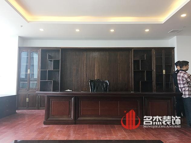 经理室番茄视频黄色APP下载链接完工照.jpg
