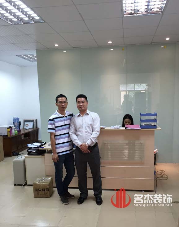 柯木塱办公室番茄视频黄色APP下载链接.jpg