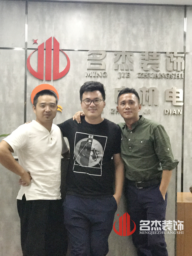 办公室番茄视频黄色APP下载链接.jpg