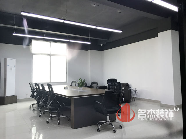 会议室番茄视频黄色APP下载链接完工照.jpg
