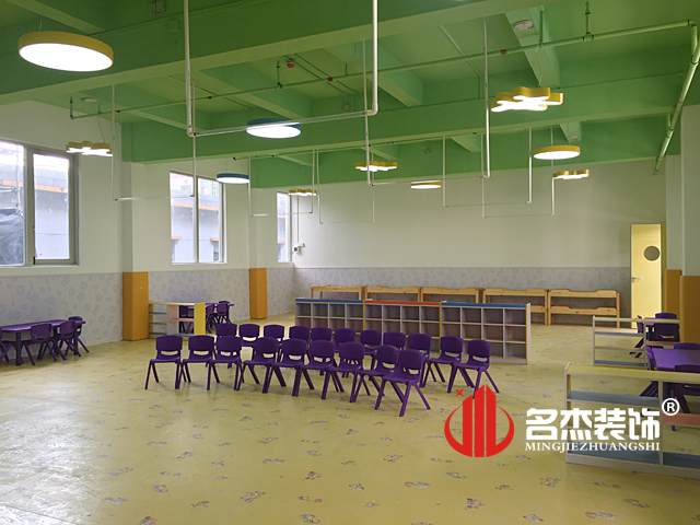 安睿幼儿园教室番茄视频黄色APP下载链接设计.jpg