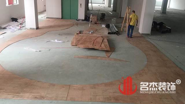 办公室番茄视频黄色APP下载链接设计.jpg